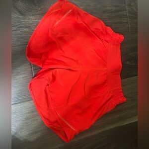 Lululemon hotty hots, 4 in inseam HOT HEAT